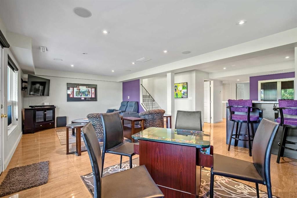 









1120


High Country

Drive Northwest,
High River,




AB
T1V 1E2

