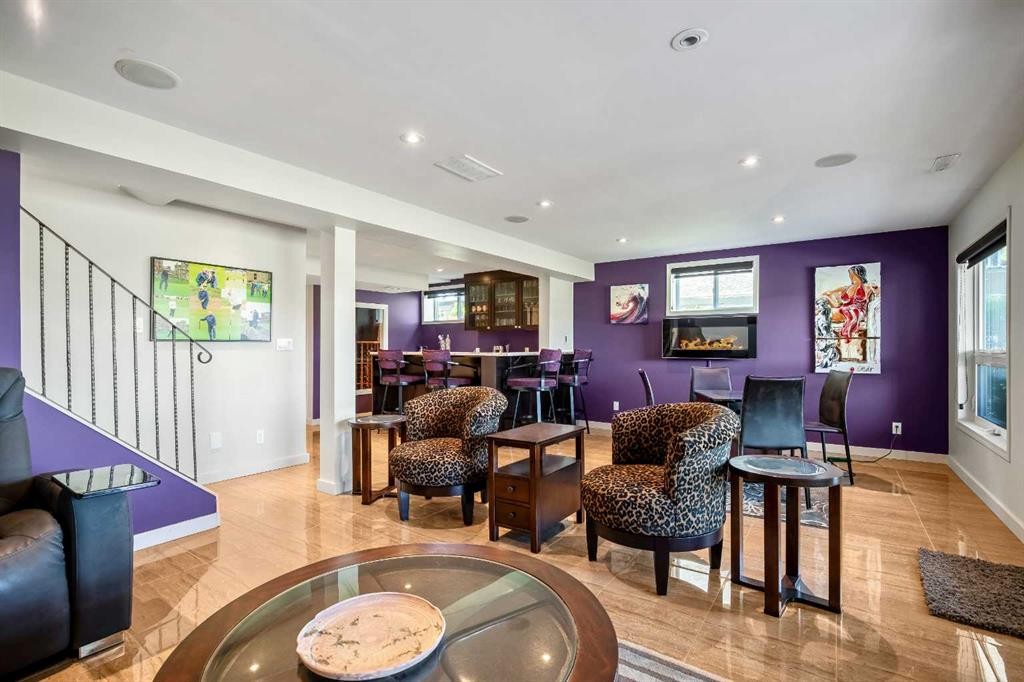 









1120


High Country

Drive Northwest,
High River,




AB
T1V 1E2

