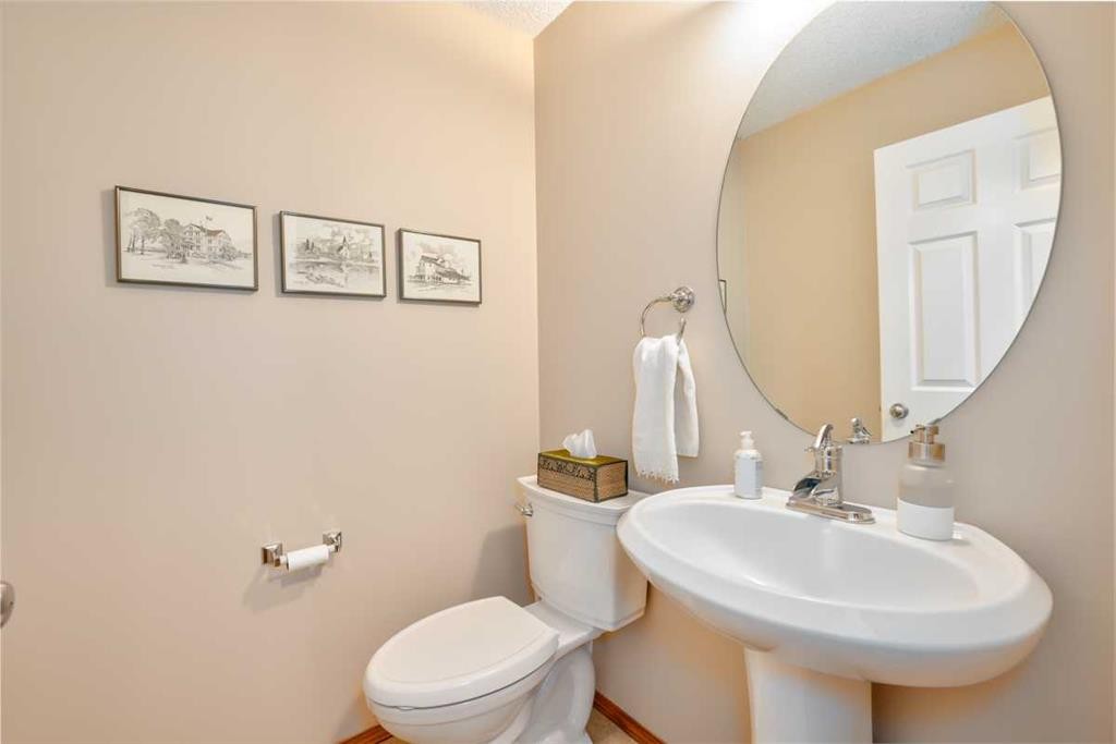 









42


Royal Birch

Landing Northwest,
Calgary,




AB
T3G 5R3

