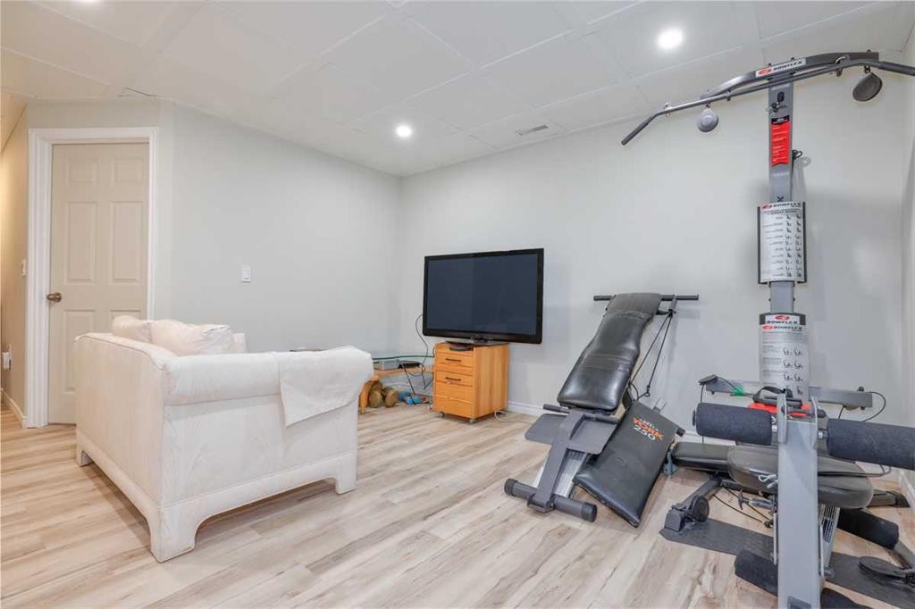 









42


Royal Birch

Landing Northwest,
Calgary,




AB
T3G 5R3

