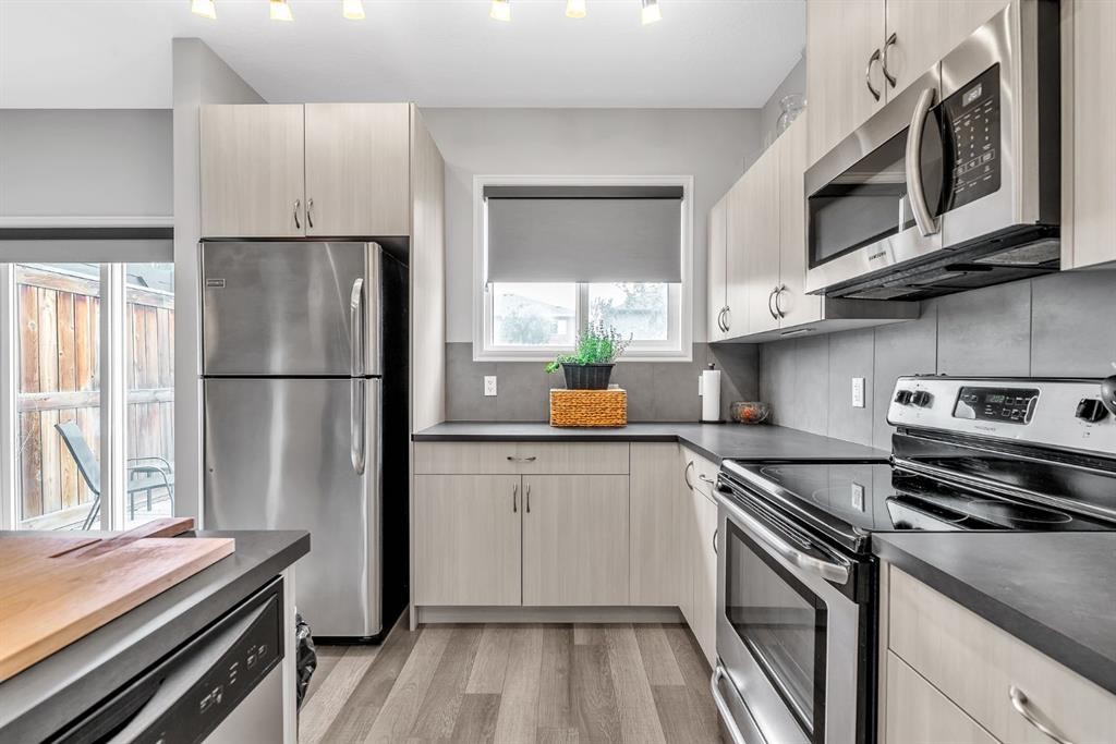 









72


Legacy

Mews Southeast,
Calgary,




AB
T2X 0Y5

