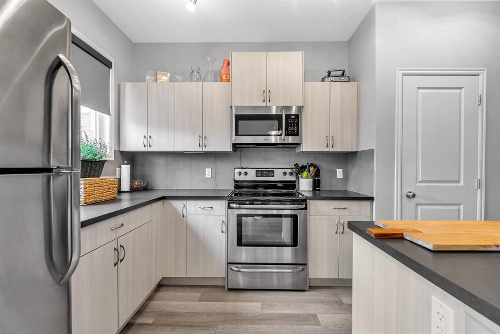 









72


Legacy

Mews Southeast,
Calgary,




AB
T2X 0Y5

