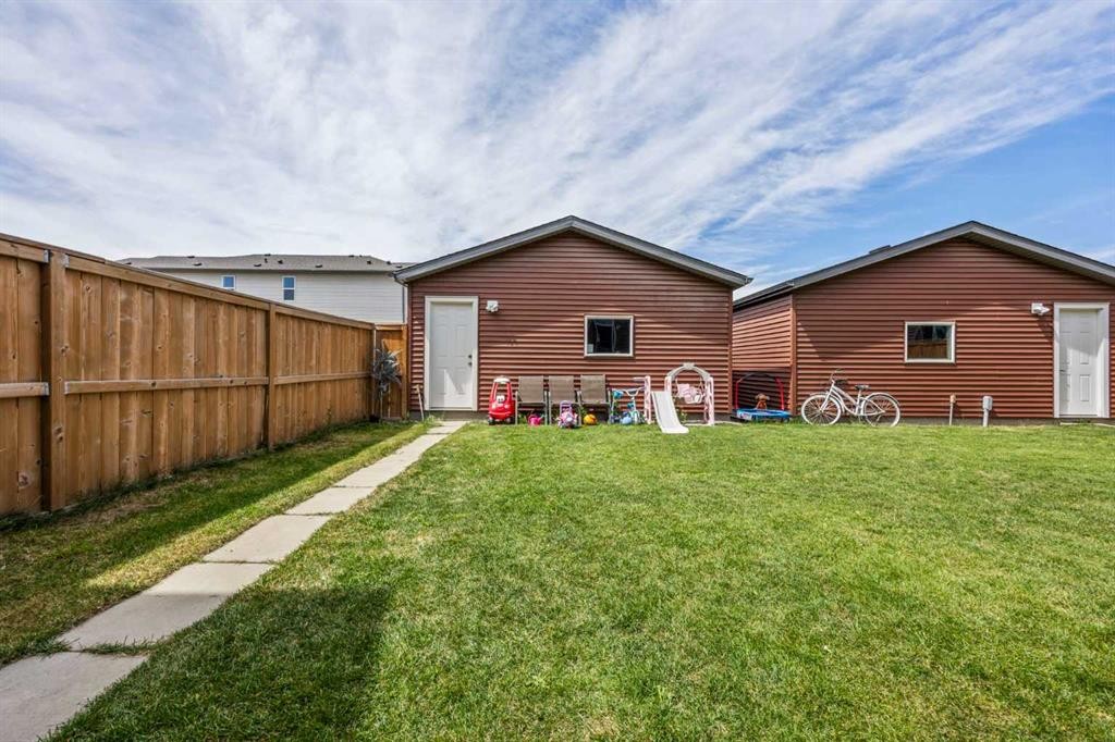 









9121


52

Street Northeast,
Calgary,




AB
T3J 0V5

