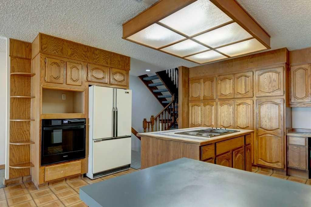 









1921


6

Street Southeast,
Calgary,




AB
T2G 2Y3


