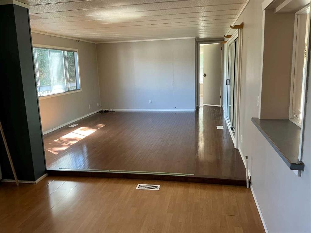 









299


3rd

Avenue Southeast,
Diamond Valley,




AB
T0L 0H0

