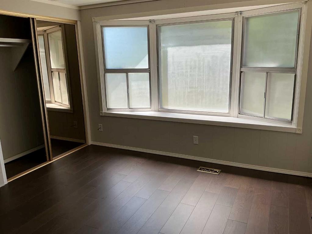 









299


3rd

Avenue Southeast,
Diamond Valley,




AB
T0L 0H0

