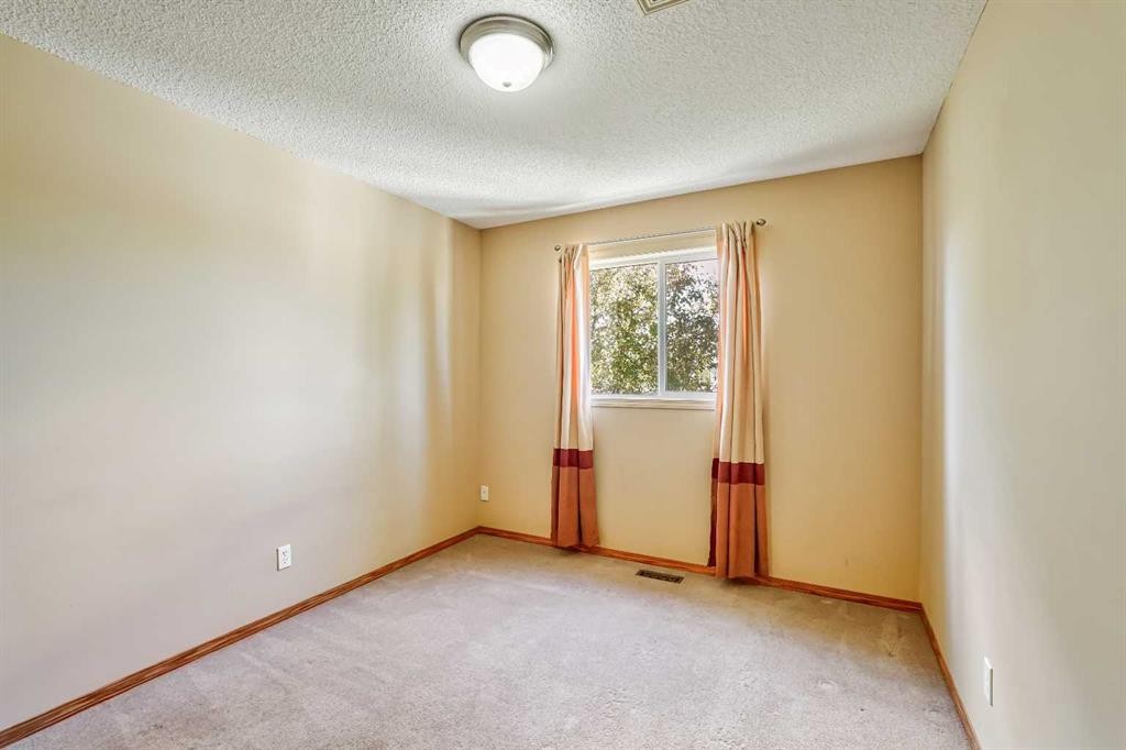 









236


Covepark

Close Northeast,
Calgary,




AB
T3K 5R3


