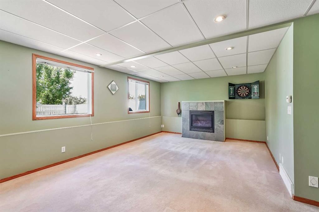 









236


Covepark

Close Northeast,
Calgary,




AB
T3K 5R3

