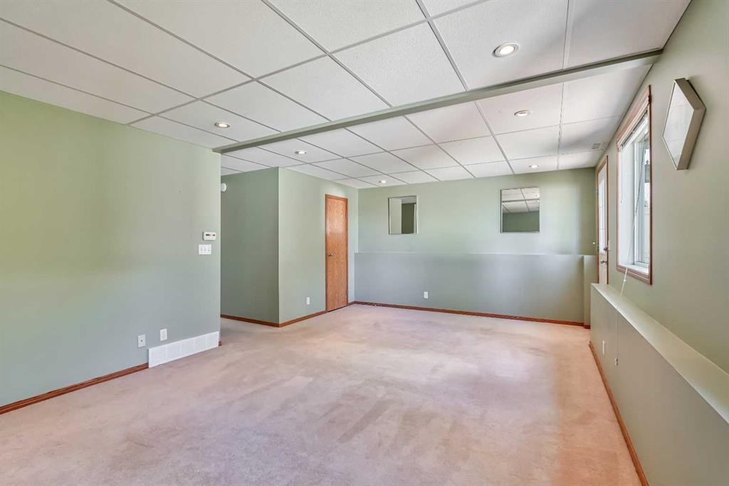 









236


Covepark

Close Northeast,
Calgary,




AB
T3K 5R3

