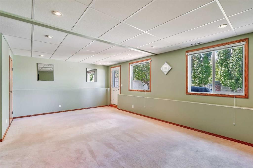 









236


Covepark

Close Northeast,
Calgary,




AB
T3K 5R3

