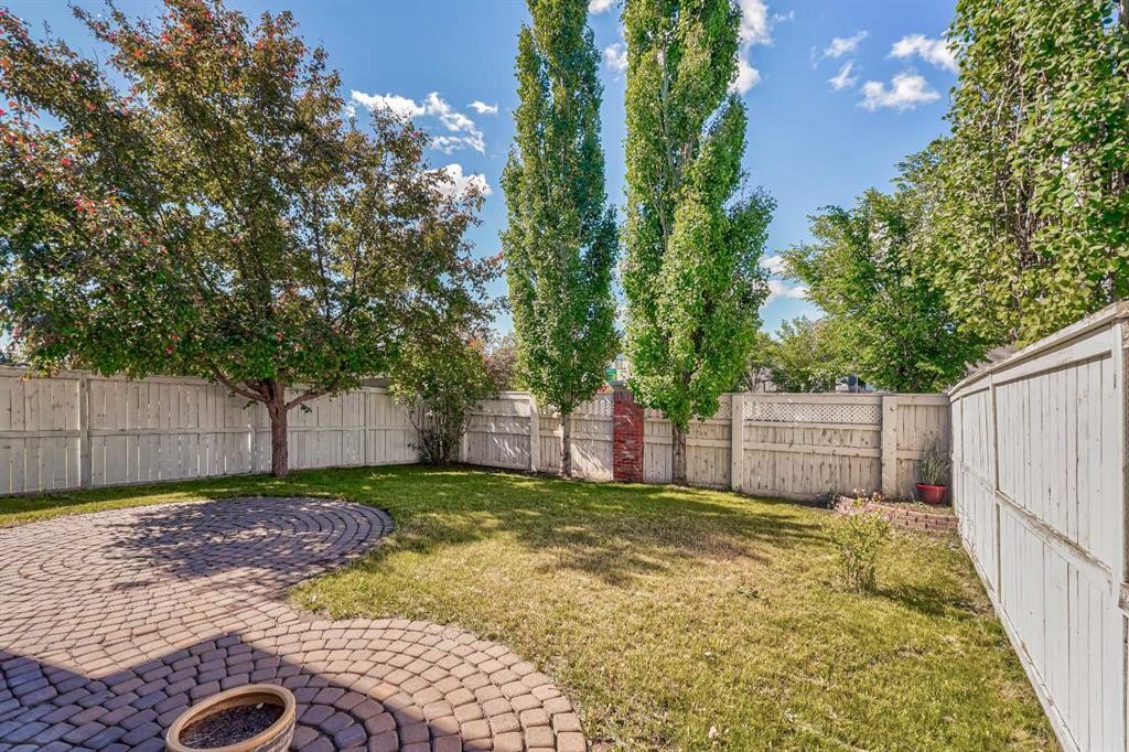 









236


Covepark

Close Northeast,
Calgary,




AB
T3K 5R3


