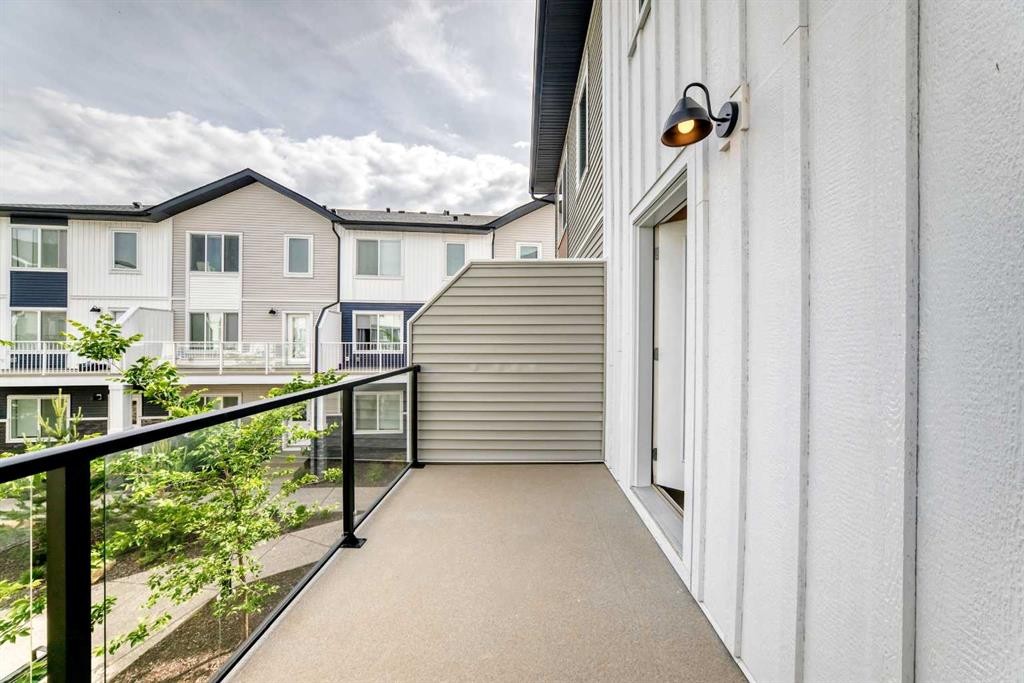 









335


Creekside

Boulevard Southwest, 802,
Calgary,




AB
T2X 5L1

