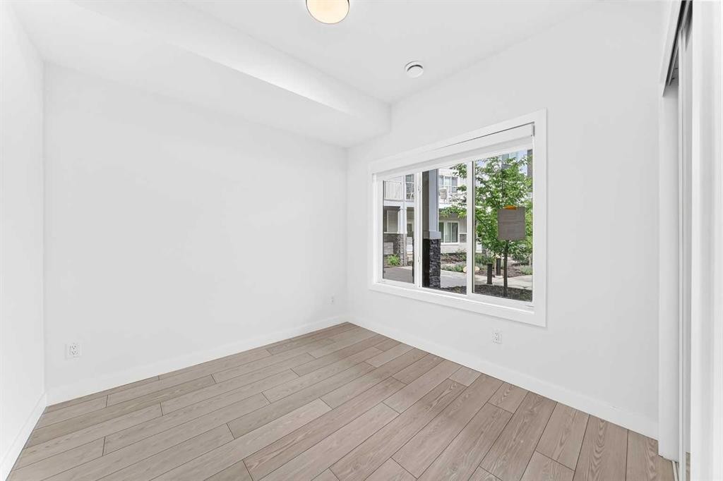 









335


Creekside

Boulevard Southwest, 802,
Calgary,




AB
T2X 5L1


