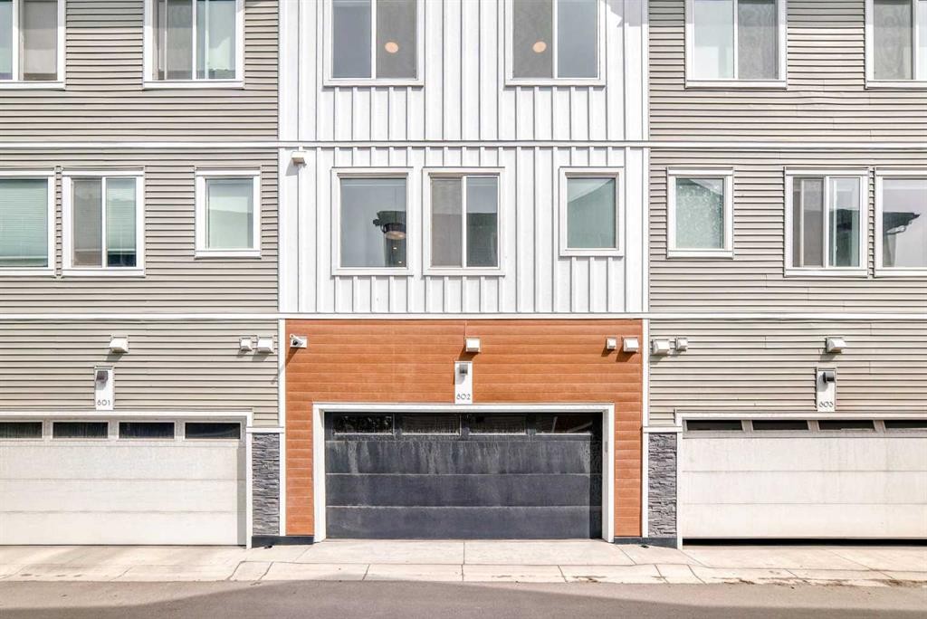 









335


Creekside

Boulevard Southwest, 802,
Calgary,




AB
T2X 5L1

