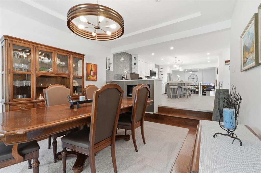 









124


Cantrell

Place Southwest,
Calgary,




AB
T2W1X2

