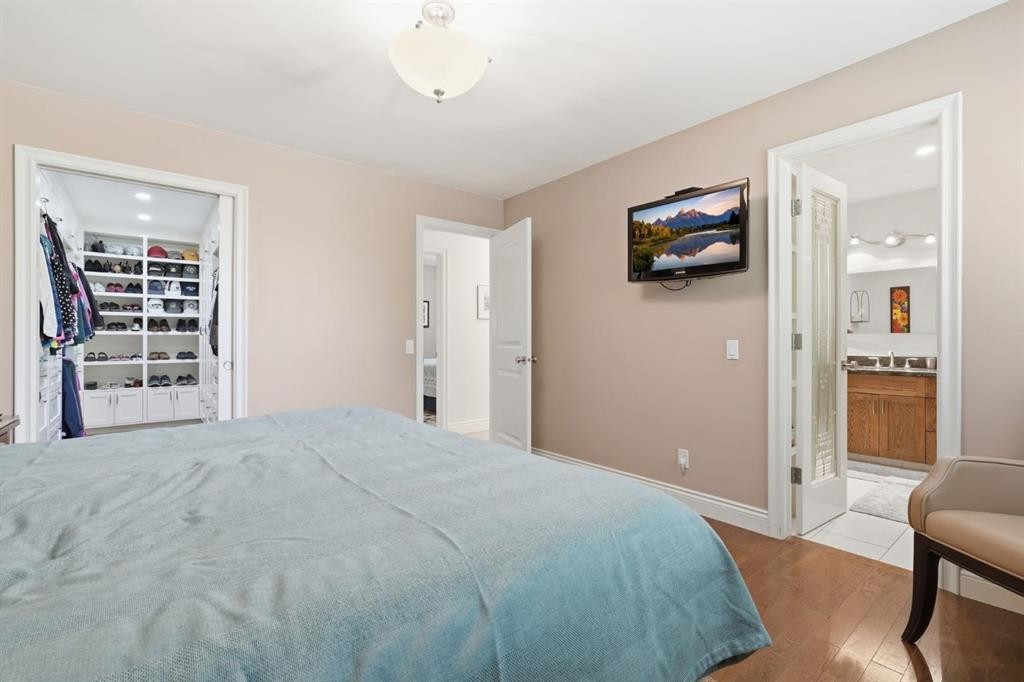 









124


Cantrell

Place Southwest,
Calgary,




AB
T2W1X2

