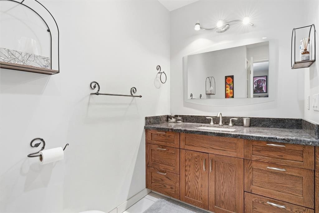 









124


Cantrell

Place Southwest,
Calgary,




AB
T2W1X2


