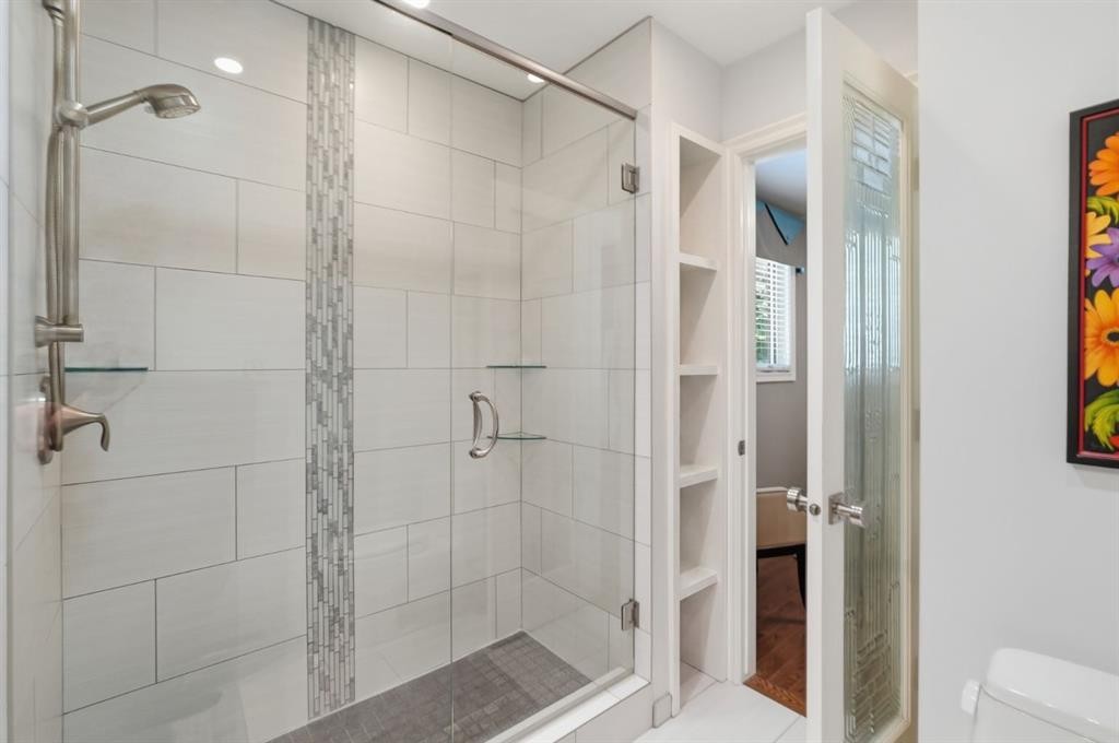 









124


Cantrell

Place Southwest,
Calgary,




AB
T2W1X2

