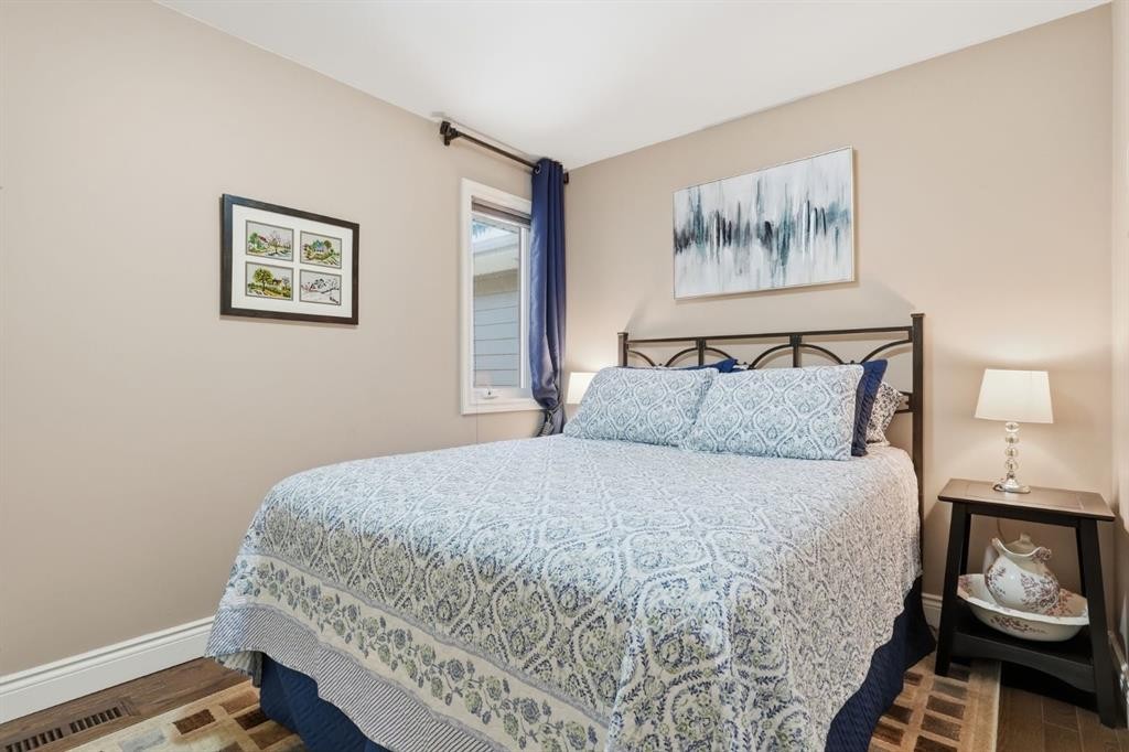 









124


Cantrell

Place Southwest,
Calgary,




AB
T2W1X2

