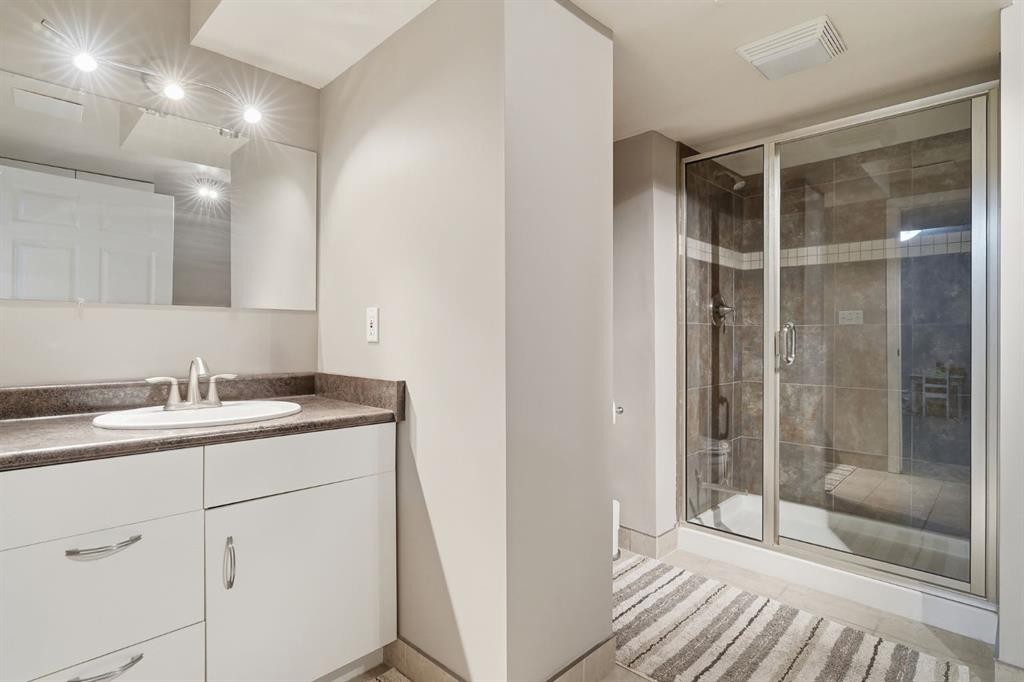 









124


Cantrell

Place Southwest,
Calgary,




AB
T2W1X2

