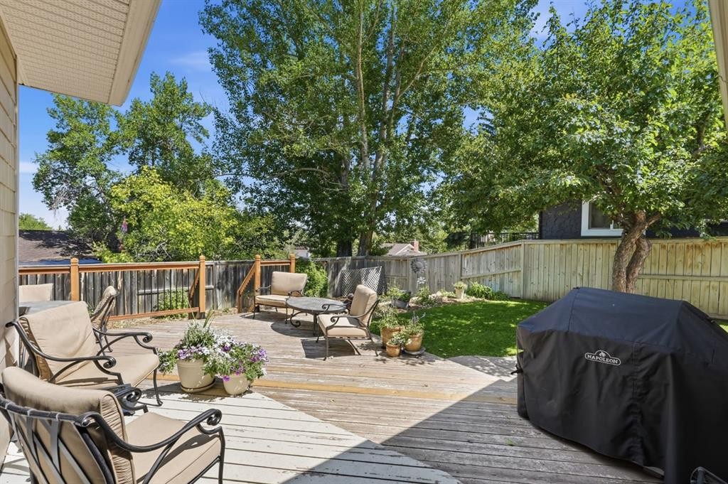 









124


Cantrell

Place Southwest,
Calgary,




AB
T2W1X2

