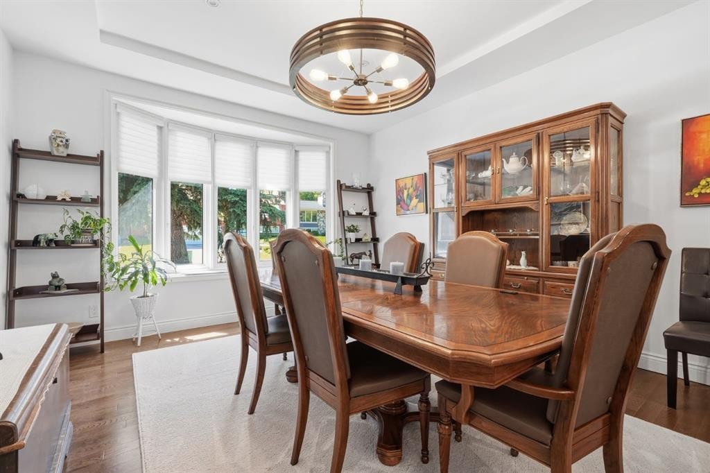 









124


Cantrell

Place Southwest,
Calgary,




AB
T2W1X2

