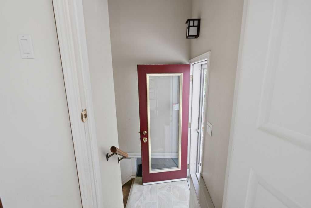 









2808


19

Street Northwest,
Calgary,




AB
T2M 3V8

