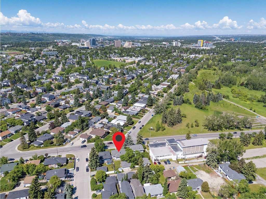 









2808


19

Street Northwest,
Calgary,




AB
T2M 3V8

