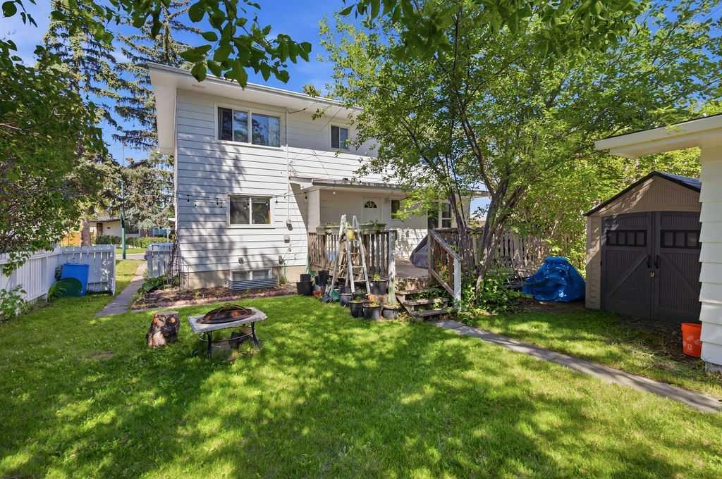 









2812


19

Street Northwest,
Calgary,




AB
T2M 3V8

