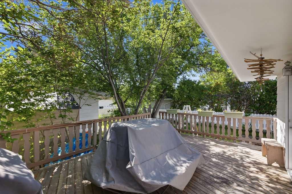 









2812


19

Street Northwest,
Calgary,




AB
T2M 3V8

