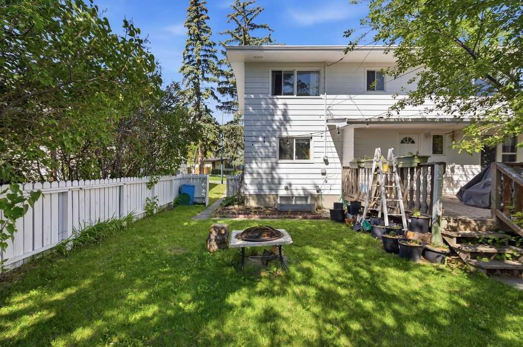 









2812


19

Street Northwest,
Calgary,




AB
T2M 3V8

