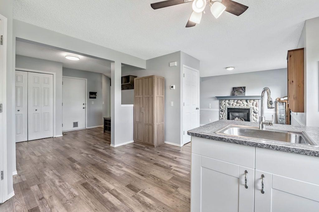 









24


Cimarron Meadows

Road,
Okotoks,




AB
T1S 1T1

