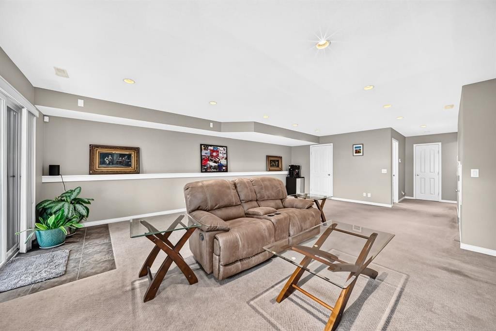 









43


Rockmont

Court Northwest,
Calgary,




AB
T3G 5V8

