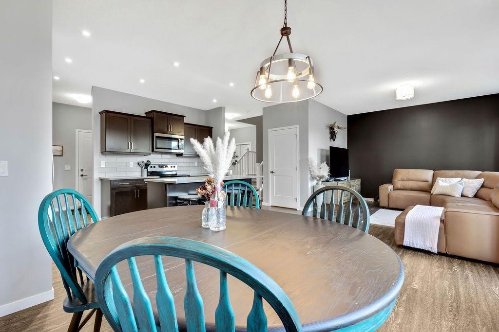 









1714


Montgomery

Gate Southeast,
High River,




AB
T1V0H6

