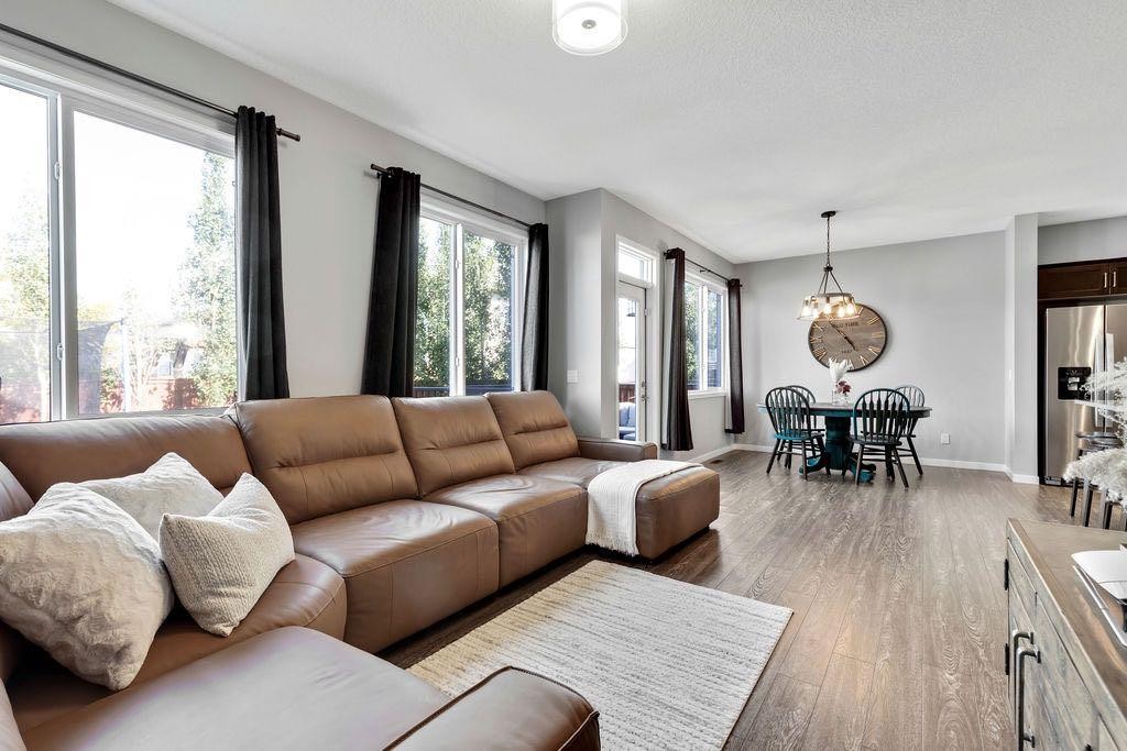 









1714


Montgomery

Gate Southeast,
High River,




AB
T1V0H6

