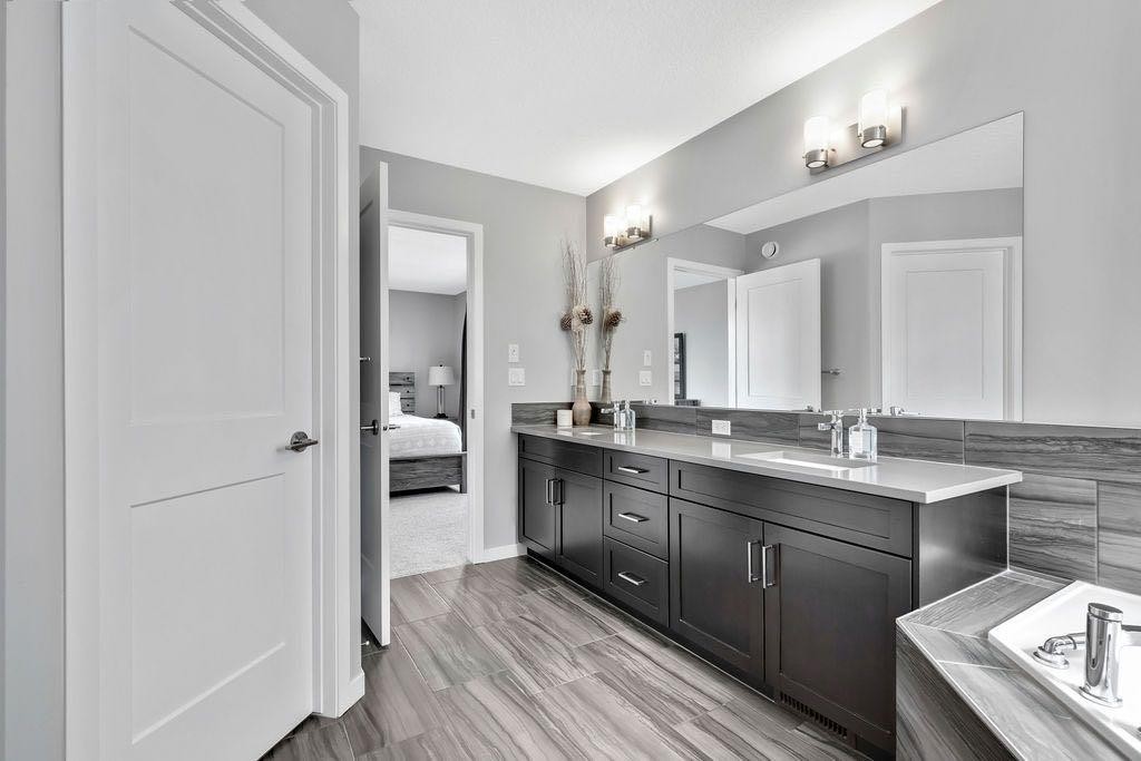 









1714


Montgomery

Gate Southeast,
High River,




AB
T1V0H6

