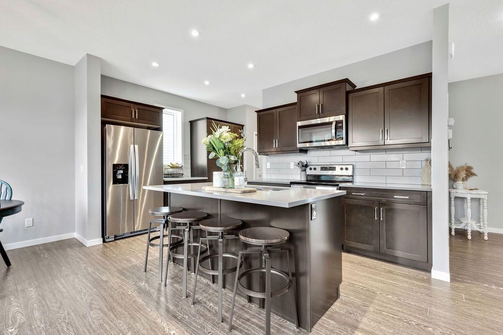 









1714


Montgomery

Gate Southeast,
High River,




AB
T1V0H6

