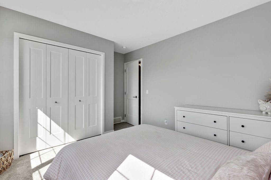 









1714


Montgomery

Gate Southeast,
High River,




AB
T1V0H6

