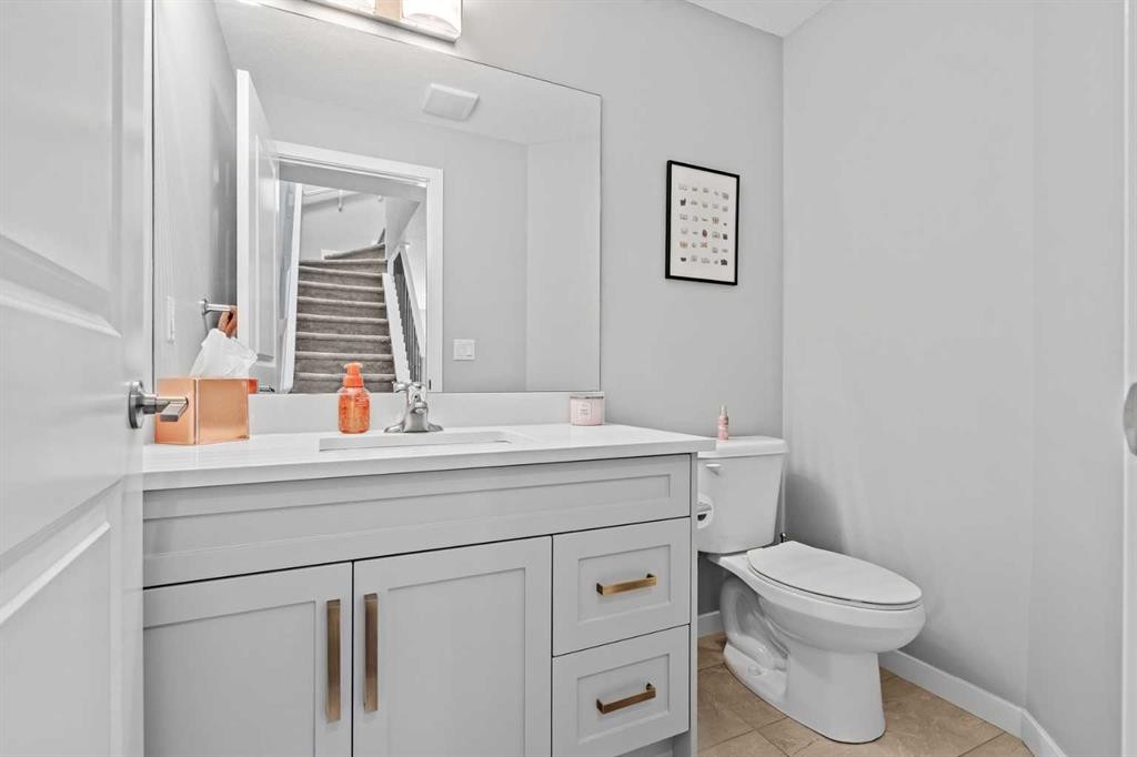 









3304


2

Street Northeast,
Calgary,




AB
T2E 3H3

