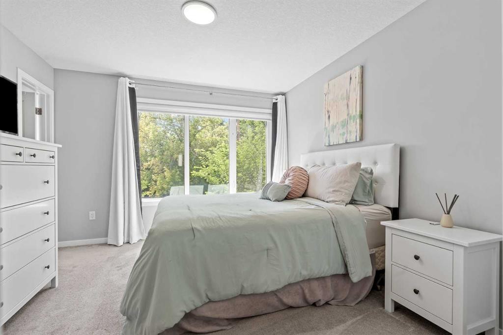 









3304


2

Street Northeast,
Calgary,




AB
T2E 3H3

