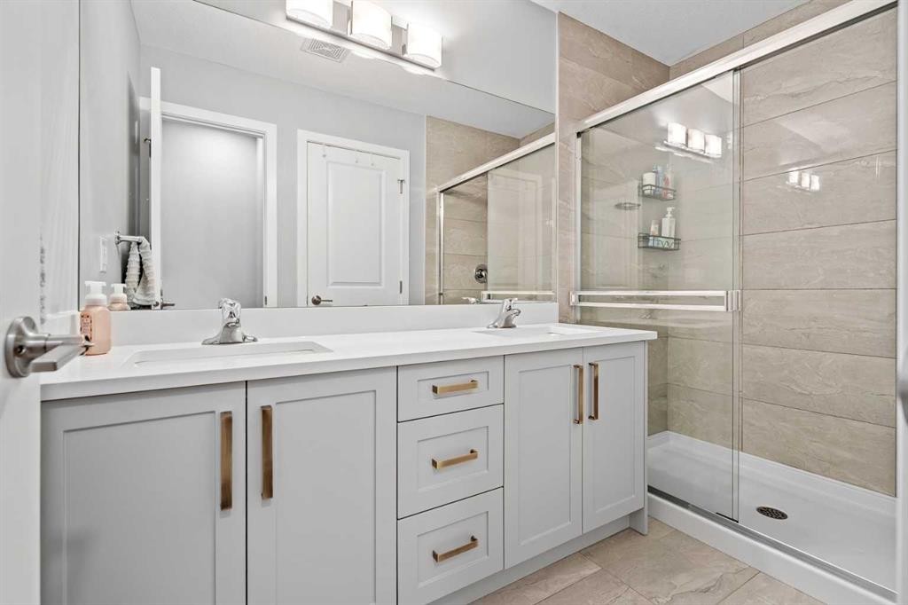 









3304


2

Street Northeast,
Calgary,




AB
T2E 3H3

