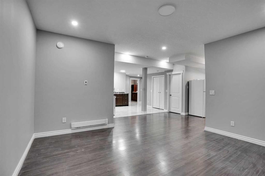 









46


Mahogany

Passage Southeast,
Calgary,




AB
T3M2K5

