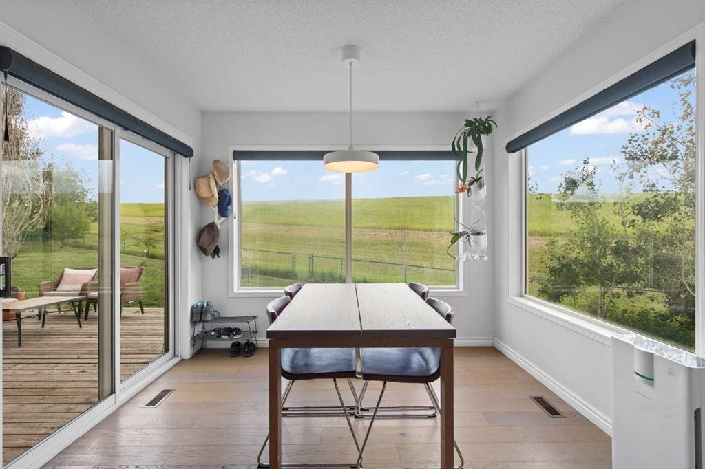 









81


Royal Crest

Terrace Northwest,
Calgary,




AB
T3G 4M2

