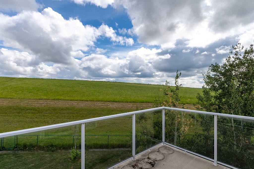 









81


Royal Crest

Terrace Northwest,
Calgary,




AB
T3G 4M2

