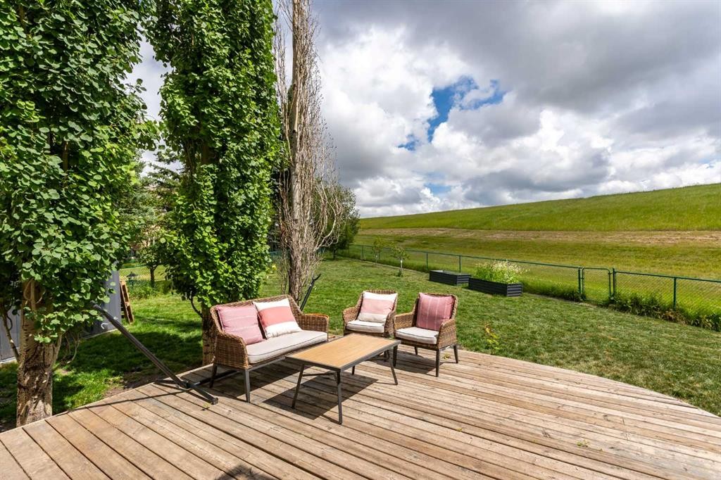 









81


Royal Crest

Terrace Northwest,
Calgary,




AB
T3G 4M2

