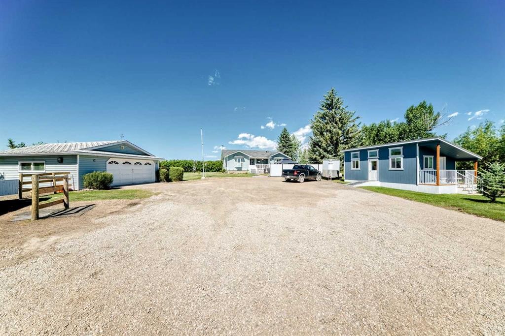 









112173


2253

Drive East,
Rural Foothills County,




AB
T1S 4V5

