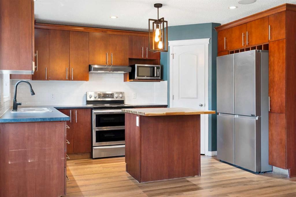 









128


Silverado

Way Southwest,
Calgary,




AB
T2X 0E9

