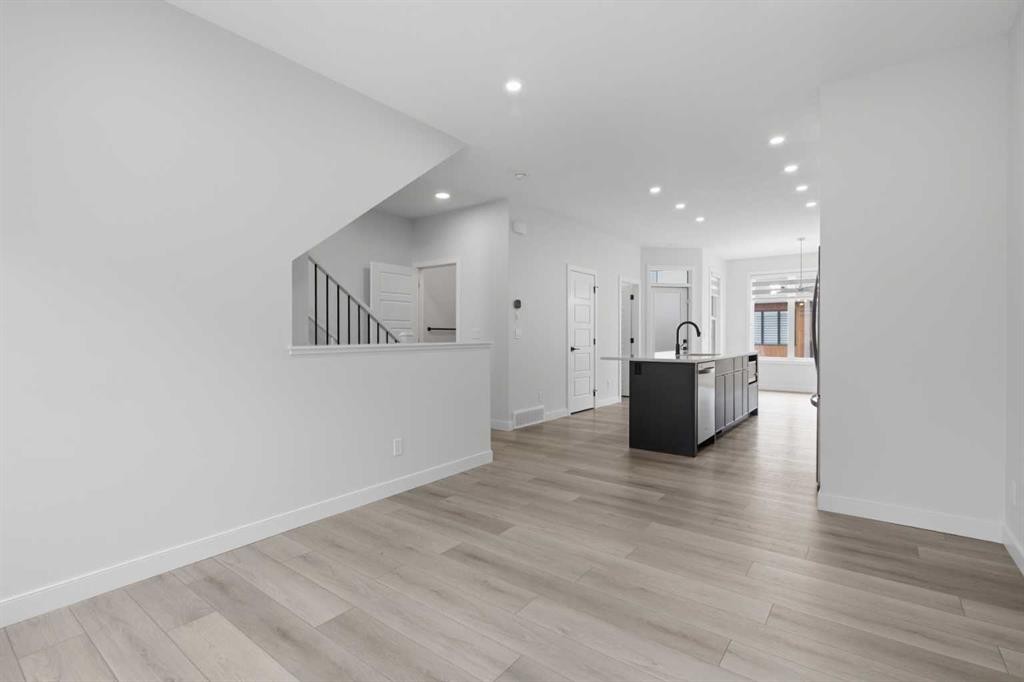 









81


Greenbriar

Place Northwest, 323,
Calgary,




AB
T3B6J1


