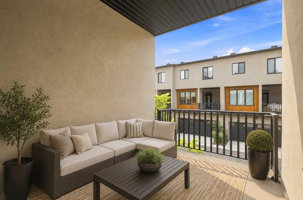 









81


Greenbriar

Place Northwest, 323,
Calgary,




AB
T3B6J1

