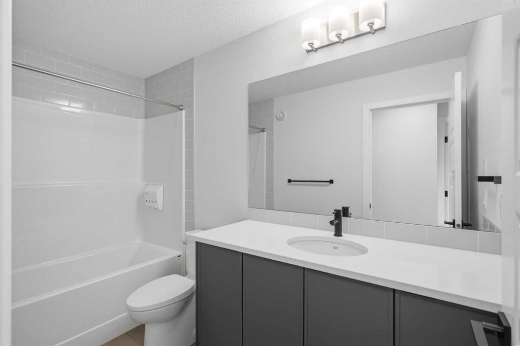 









81


Greenbriar

Place Northwest, 323,
Calgary,




AB
T3B6J1

